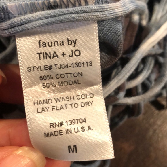 Tina Jo TIE DYED fringed tank top! - Picture 5 of 6